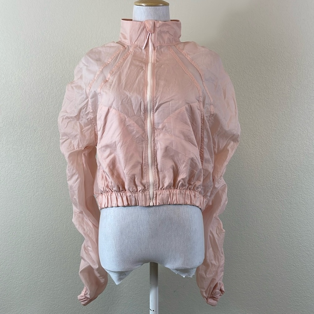 Sweaty Betty light pink polyamide jacket size‎ 8-10